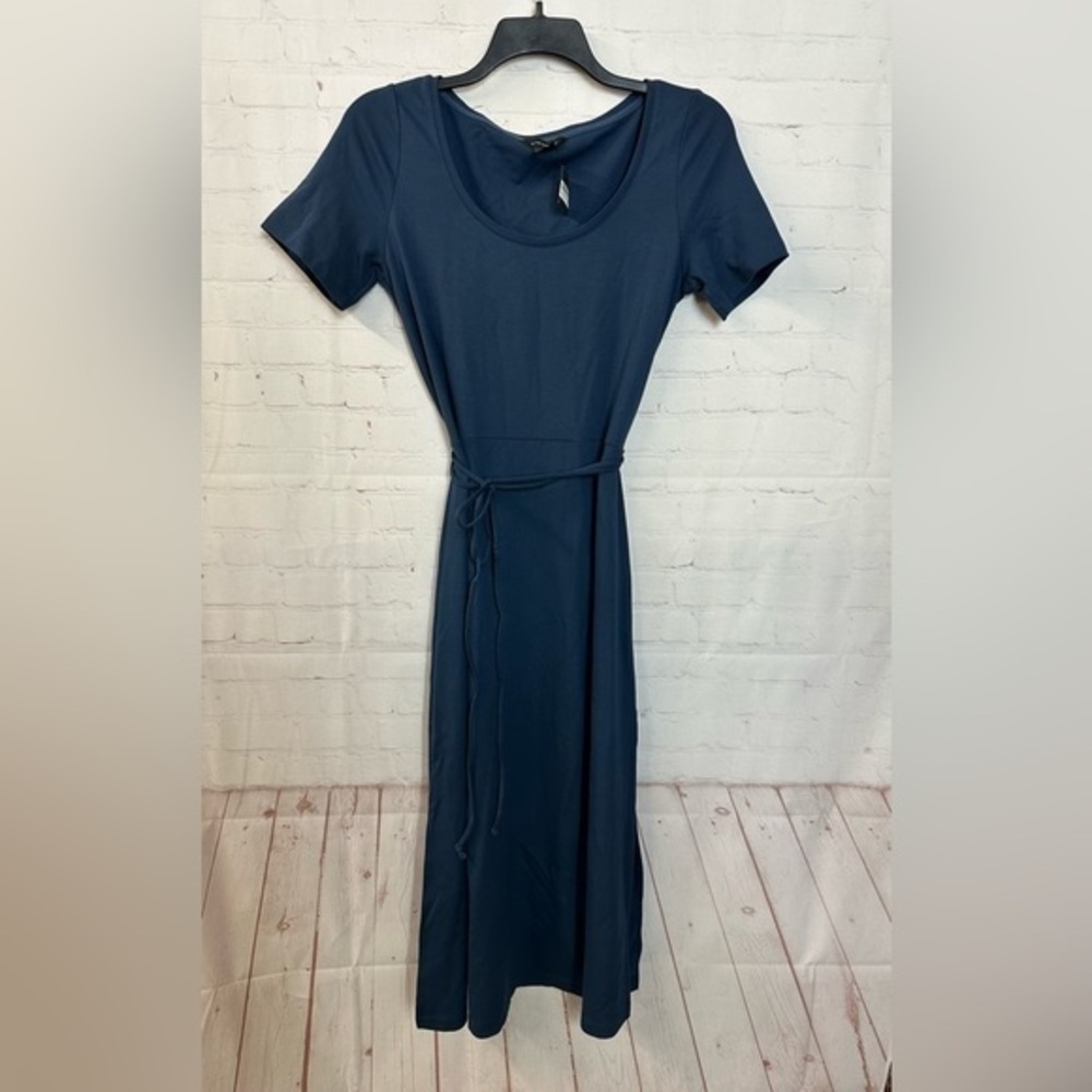 Club Monaco Dress size Large NWT